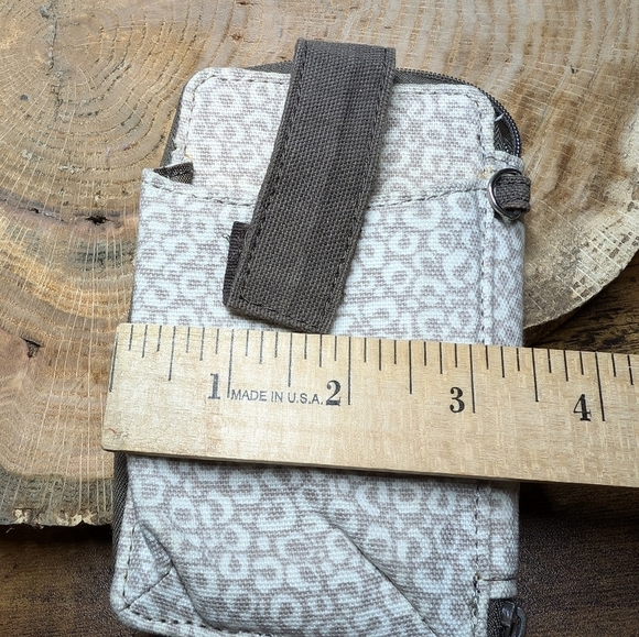 Thirty-One ID Wallet CREDIT CARD HOLDER - Picture 9 of 10